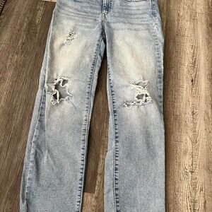 Levi's Mid Rise Boyfriend Jeans